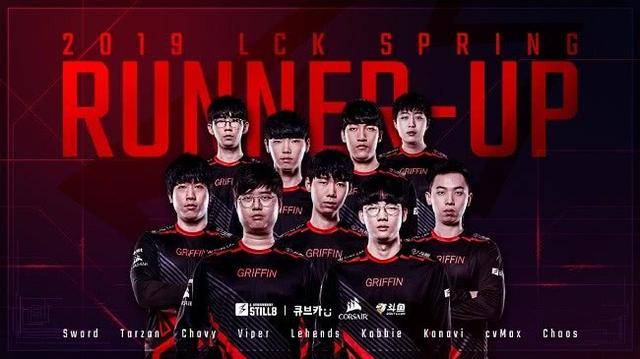 纷纷以他为 纷纷以他为